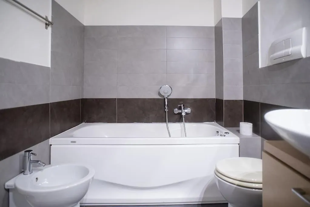 Апартаменты Domus Ameliae Cozy And Charming Apt At Cathedral Палермо