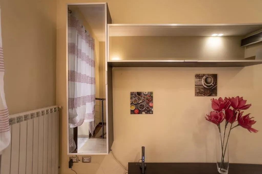 Domus Ameliae Cozy And Charming Apt At Cathedral Apartment Palermo 0*,