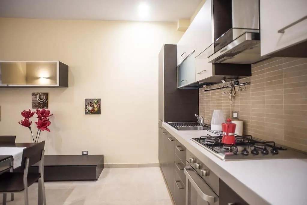 Domus Ameliae Cozy And Charming Apt At Cathedral Apartment Palermo